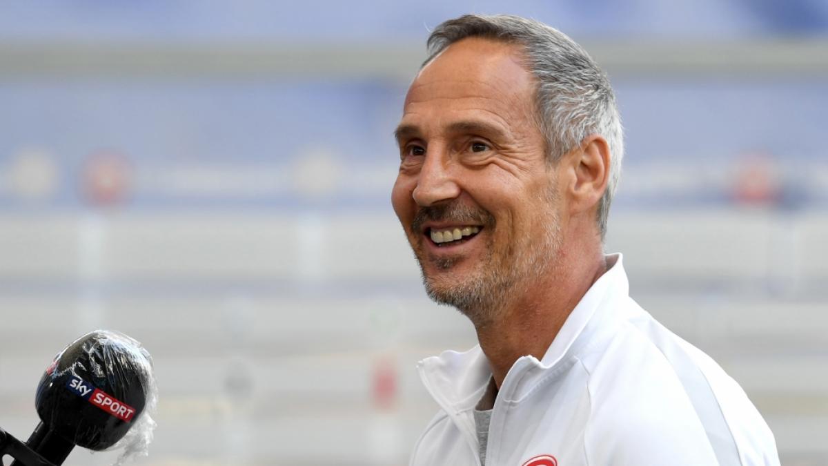 Adi H&uuml;tter bei einem Interview im Jahr 2020. (Foto)