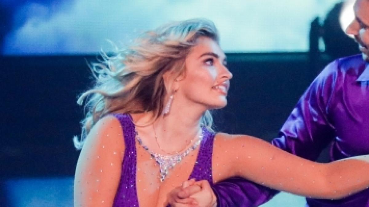 Sarina Nowak, hier bei "Dancing on Ice", hat sich als Curvy-Model einen Namen gemacht. (Foto)