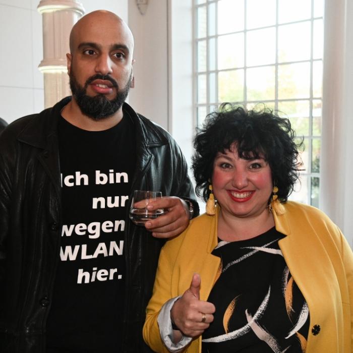 Verliebt, Verlobt, Verbockt - das ist die Familie des Comedy-Stars