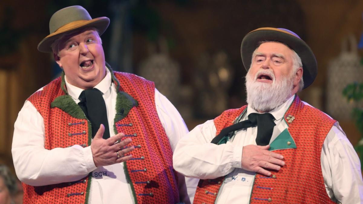 Wolfgang Schwalm und Wilfried Gliem, besser bekannt als "Wildecker Herzbuben", sind wahre Kultfiguren der Volksmusikwelt. (Foto)