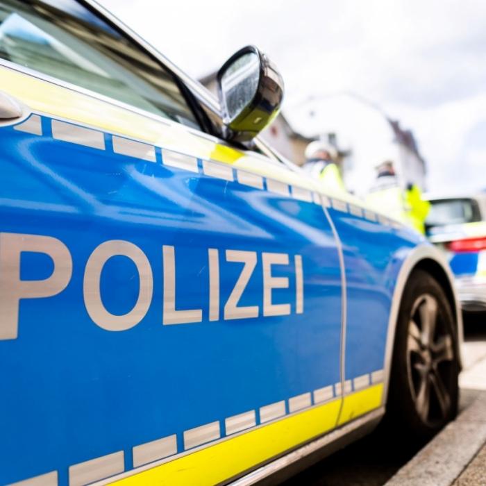 Kind (10) bei Forstarbeiten von Baum erschlagen