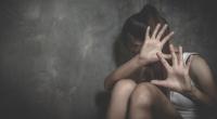 Eine junge Lehrerin aus Österreich soll über Monate hinweg von einer Jugend-Bande erpresst, vergewaltigt und schließlich geschwängert worden sein (Symbolfoto).