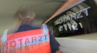Auf dem Schulhof einer Grundschule in Recklinghausen wurde eine leblose Frau entdeckt - der Notarzt konnte nur noch den Tod der Unbekannten feststellen (Symbolfoto).