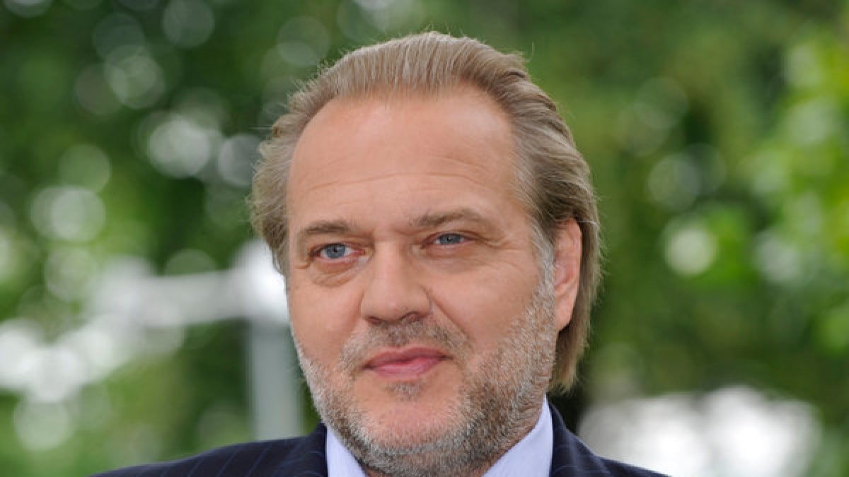 Seit 2021 hat Jan-Gregor Kremp die Hauptrolle im ZDF-Krimi "Der Alte" inne. (Foto)