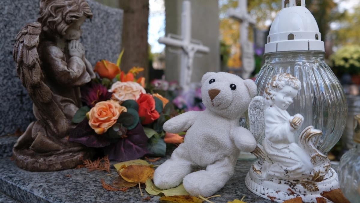 Trauer in den USA: Ein Einj&auml;hriger wurde von seinem Vater erw&uuml;rgt. (Symbolfoto) (Foto)