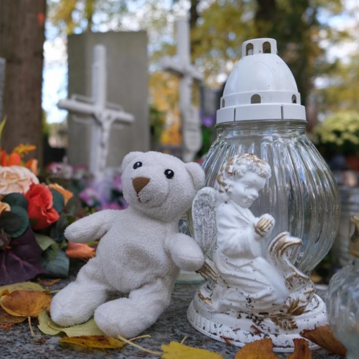 Weil er nicht hören wollte - Vater würgt Sohn (1) zu Tode