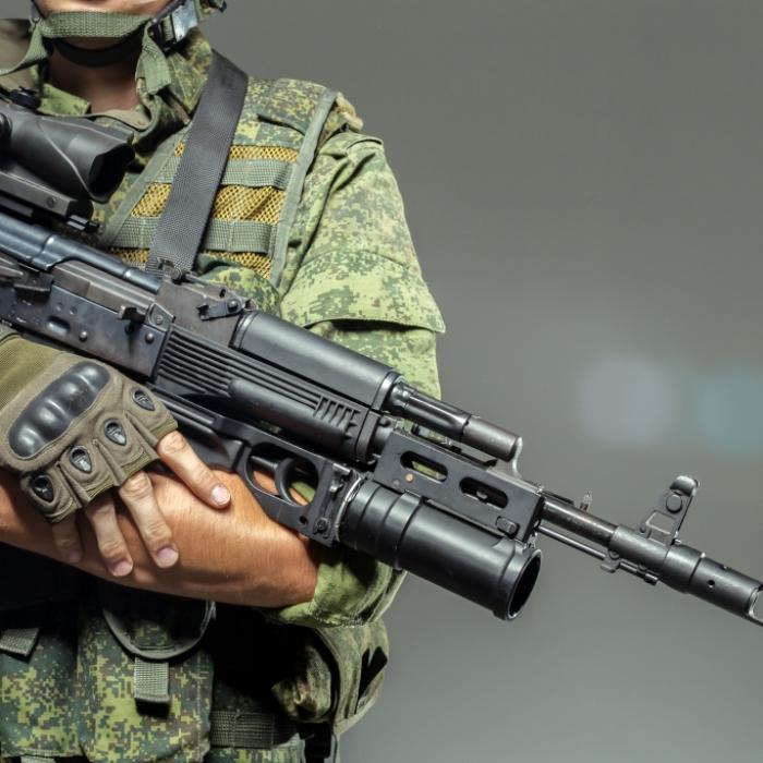 Putins Soldaten erschießen Kinder! Ukrainischer Polizist verliert ganze Familie