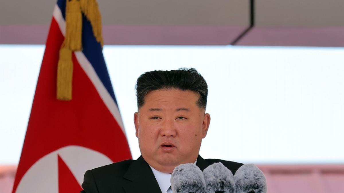 Kim Jong-un entsetzt mit einem widerw&auml;rtigen Hundefleisch-Kochwettbewerb. (Foto)