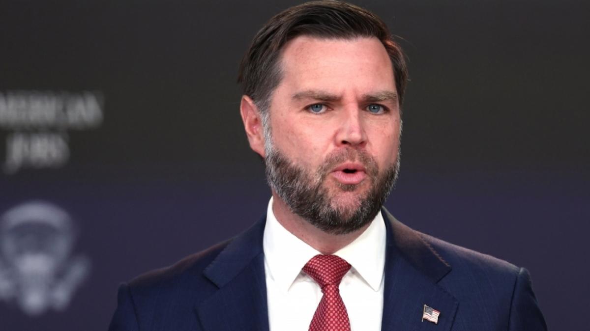 JD Vance sieht sich mit neuen Schlagzeilen konfrontiert. (Foto)