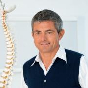 Dr. Reinhard Schneiderhan, Orthopäde aus München und Präsident der Deutschen Wirbelsäulenliga