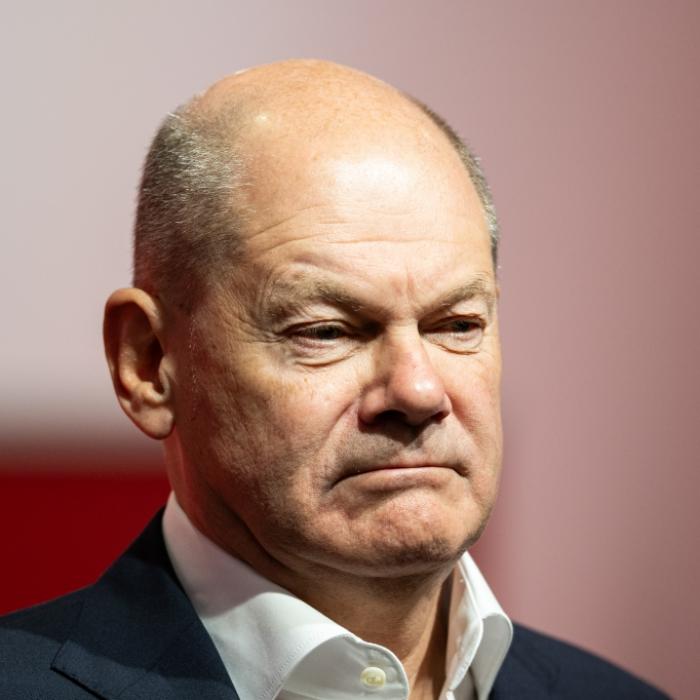 Debakel für SPD - Bundeskanzler stürzt weiter ab