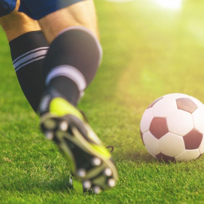 Schwerer Unfall (22) reißt Fußballer und Mitspieler aus dem Leben