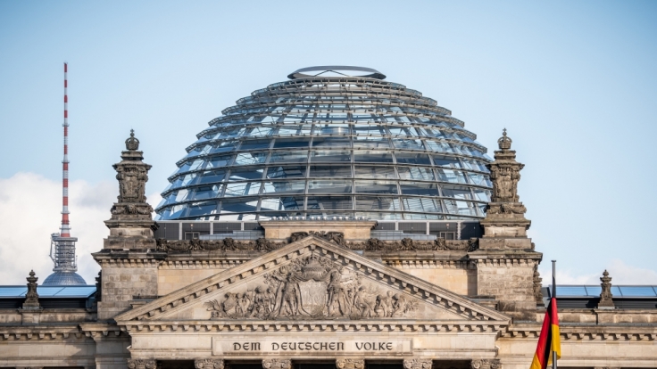 Erstmals gibt es einen bestätigten Fall einer Corona-Infektion im Deutschen Bundestag.