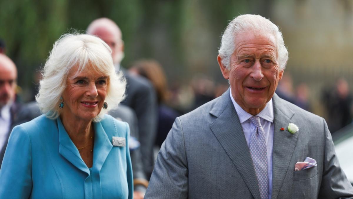 K&ouml;nigin Camilla und K&ouml;nig Charles III. sitzen auf gepackten Koffern: In K&uuml;rze wird das britische K&ouml;nigspaar den Palast verlassen. (Foto)