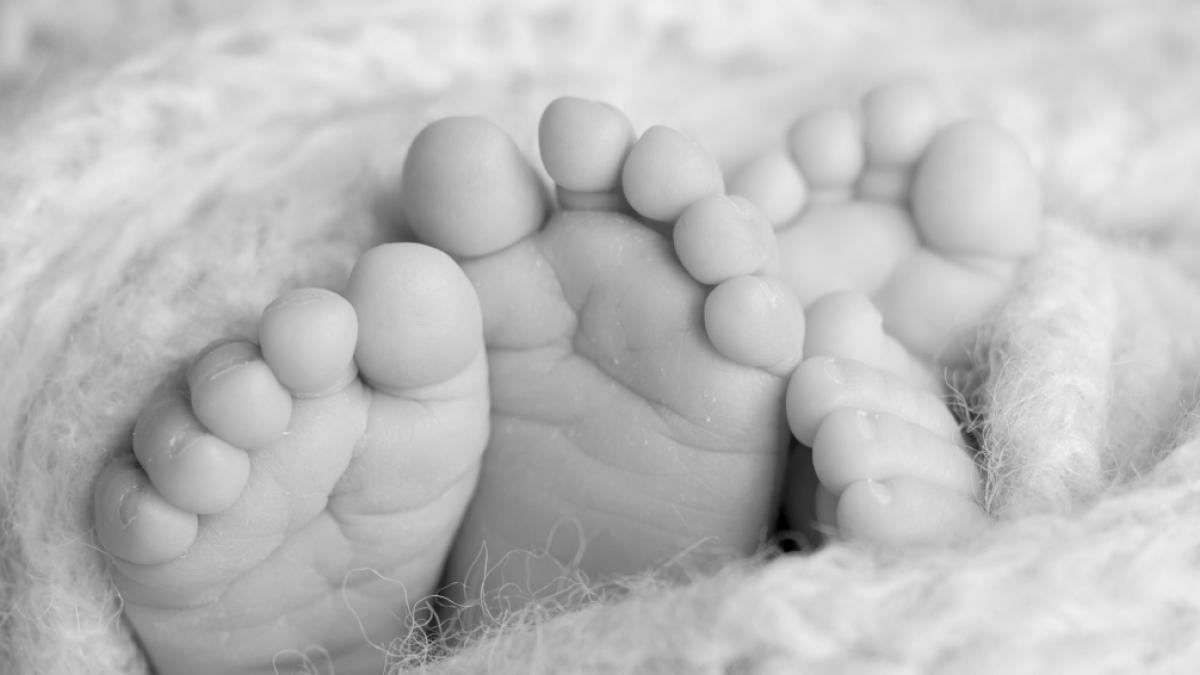 Eine Mutter hat ihre beiden Baby-Zwillinge vergiftet und verbr&uuml;ht. (Foto)
