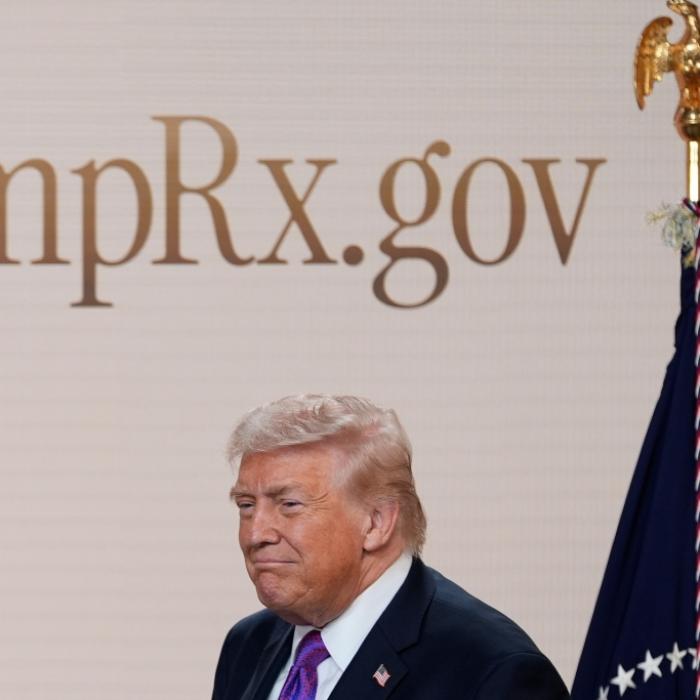 Verrechnet vor laufenden Kameras - Trump mit Fauxpas bei Pressekonferenz