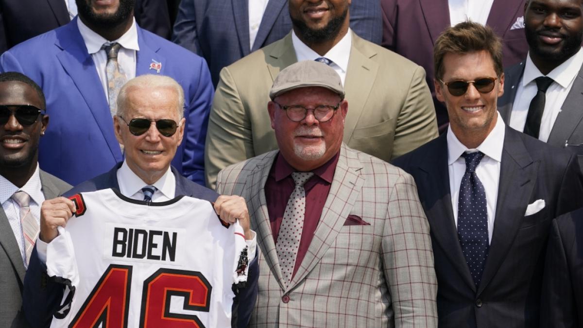 Joe Biden und Tom Brady verspotteten den Ex-Pr&auml;sidenten gemeinsam. (Foto)