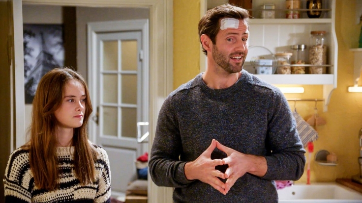 Rote Rosen" bei ARD nochmal sehen: Wiederholung von Folge 4219, Staffel 23  online und im TV | news.de