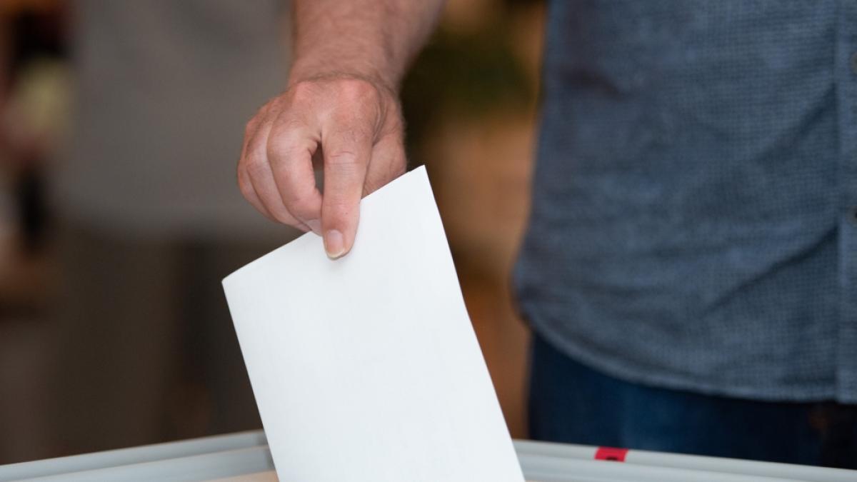 Nach einer Panne in der ARD wittern Verschw&ouml;rungstheoretiker Wahlbetrug. (Foto)
