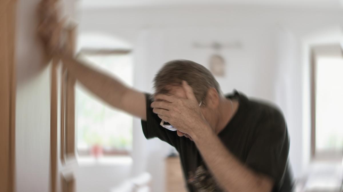 Bei einigen Corona-Infizierten k&ouml;nnen Ohnmachtsanf&auml;lle auftreten. (Symbolfoto) (Foto)