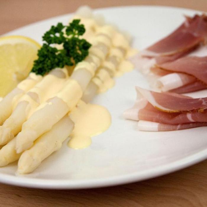 Geronnene Sauce Hollandaise? So retten Sie die leckere Spargel-Sauce