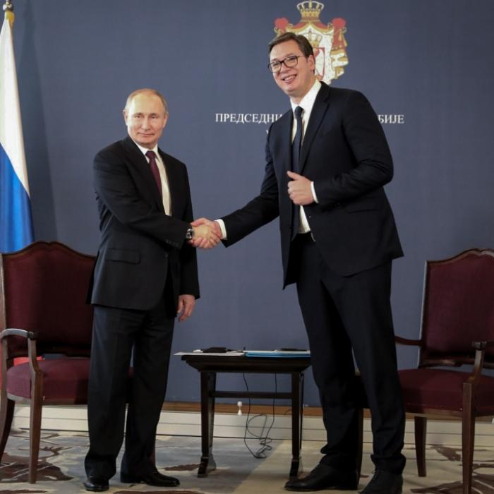 Im Wert von rund 800 Millionen Euro - Kiew bekommt Waffen von Putin-Freund
