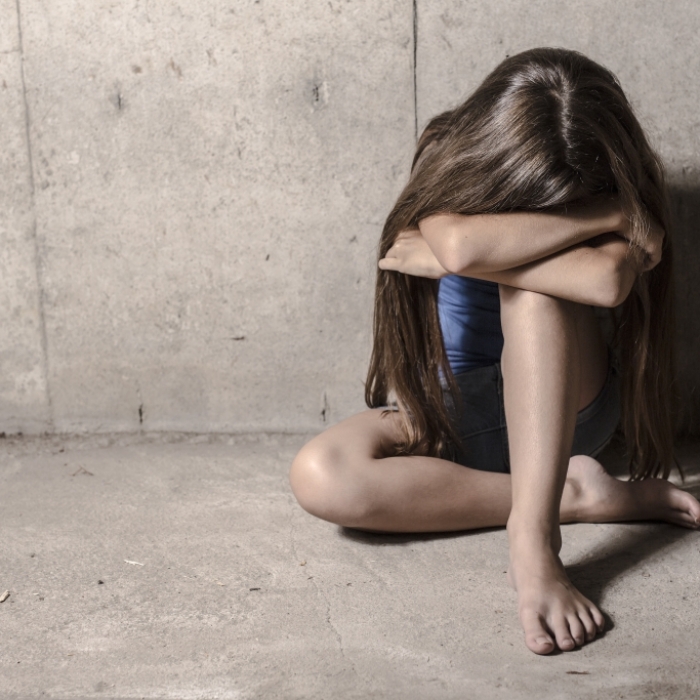 Vater und Sohn vergewaltigten minderjährige Mädchen