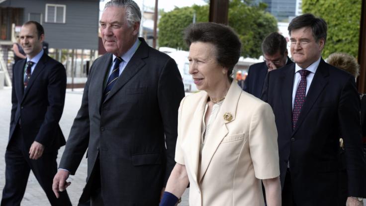 Todesschock bei den Royals: Lord Samuel Vestey (2.v.l.), hier mit Prinzessin Anne, ist im Alter von 79 Jahren gestorben.