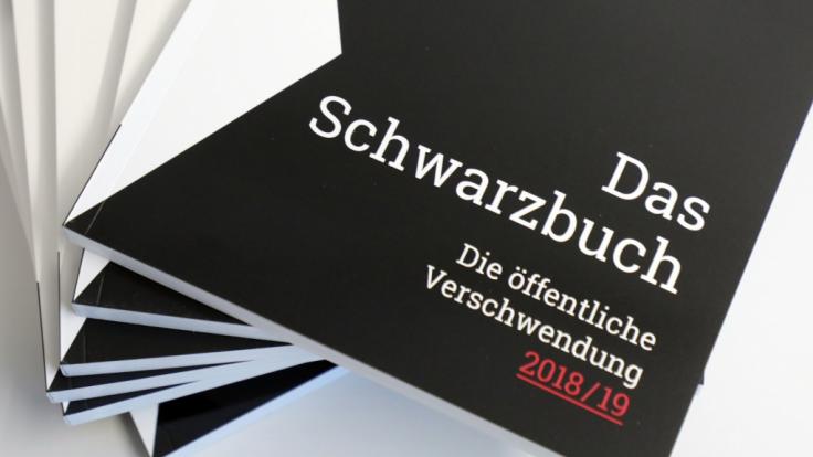 Steuerzahlerbund Veroffentlicht Schwarzbuch 2018 Top 10 So Werden Ihre Steuergelder Verschwendet News De