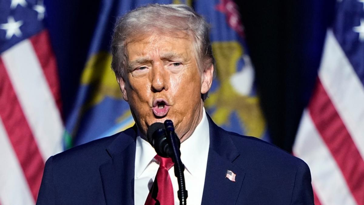 Donald Trump lie&szlig; in seinem ersten Amtsjahr Hunderte Milit&auml;rschl&auml;ge durchf&uuml;hren. (Foto)