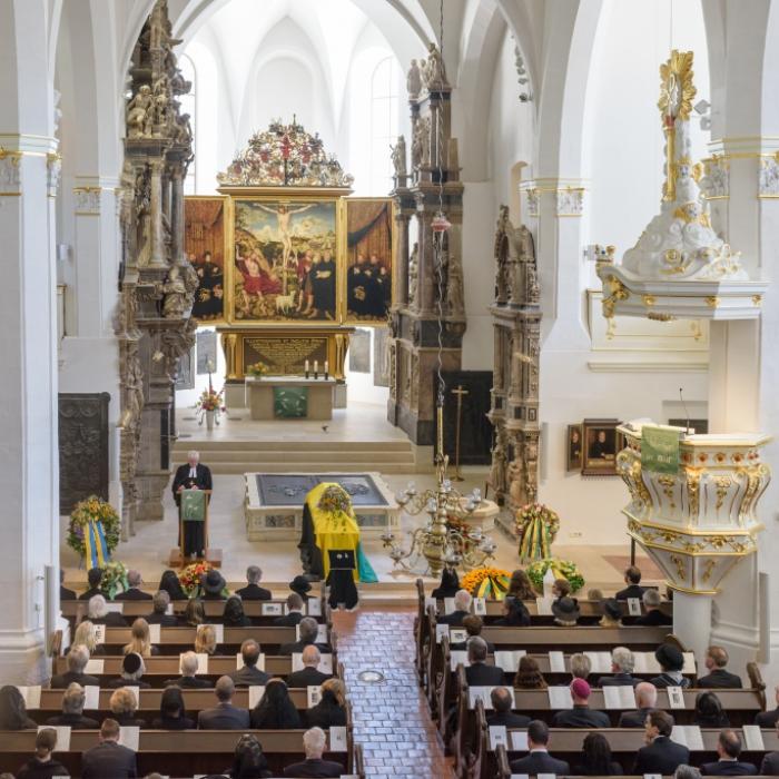 Bewegende Trauerfeier! Letzte Ehre für verstorbenen Wettiner-Prinz