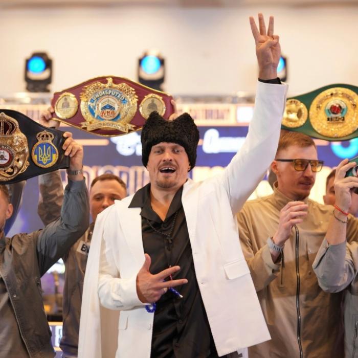 K.-o.-Sieg in London: Usyk unangefochtener Box-Weltmeister