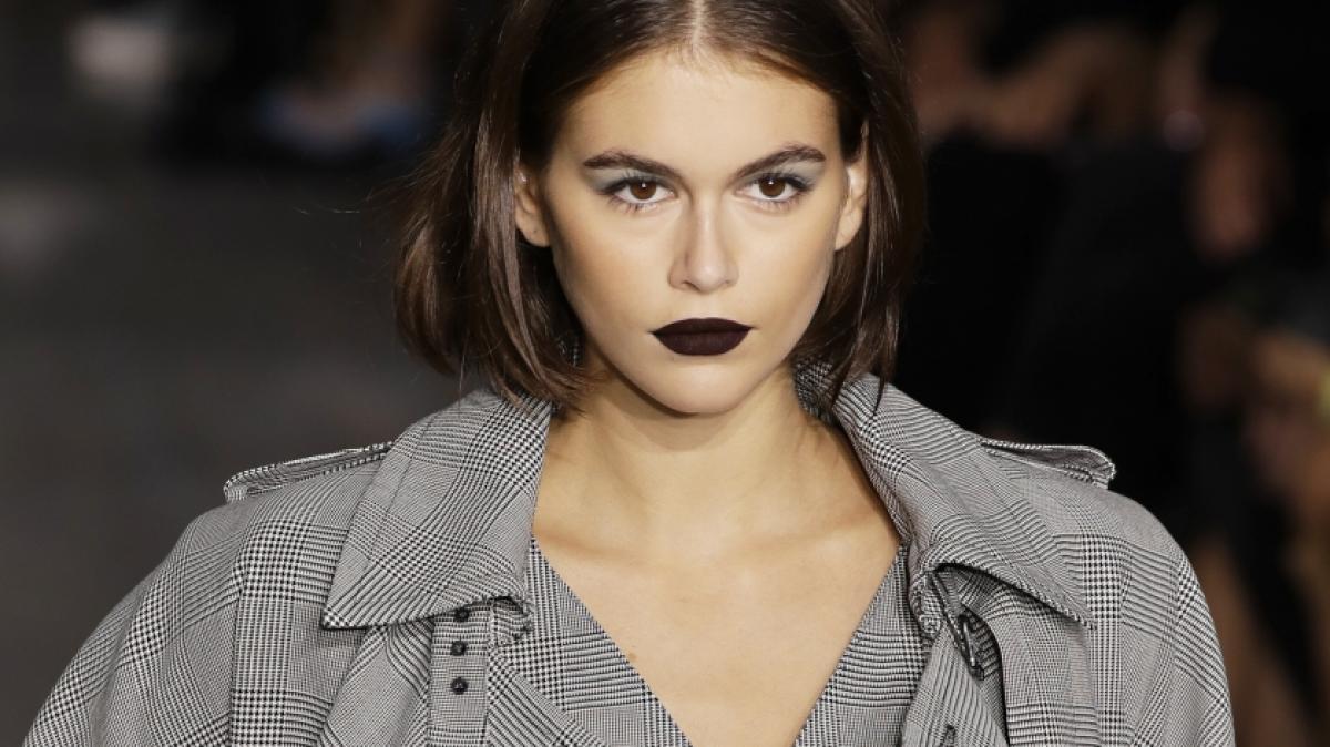 Kaia Gerber zeigt sich verf&uuml;hrerisch im Netz. (Foto)