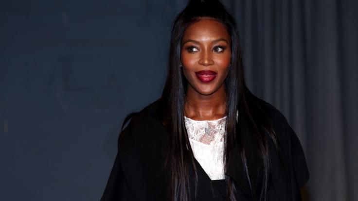 Naomi Campbell begeisterte auf der Fashion Week Paris.