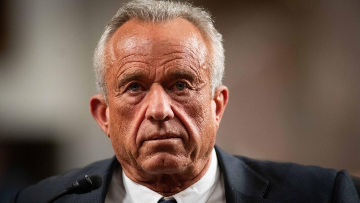 Ein aktuelles Interview mit dem US-Gesundheitsminister sorgt f&uuml;r Wirbel: Wie gut kennt sich Robert F. Kennedy Jr. beim Thema Wrestling wirklich aus? (Foto)