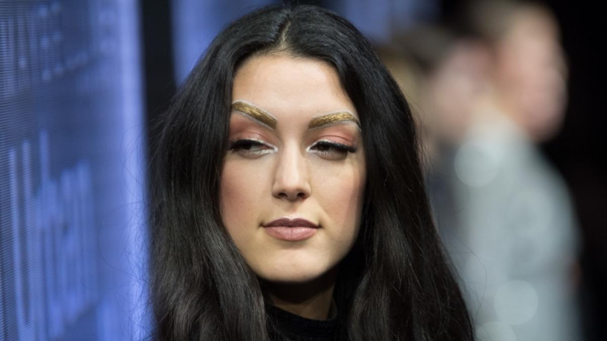 Mit ihrem neuesten Instagram-Post sorgte Rebecca Mir f&uuml;r Schnappatmung bei den Fans, doch das lag nicht nur an ihrem hei&szlig;en Outfit. (Foto)
