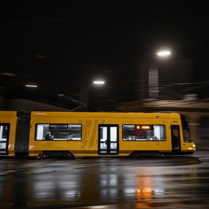 Preisexplosion ab 1. Januar 2024! So teuer werden Fahrten mit Bus und Bahn