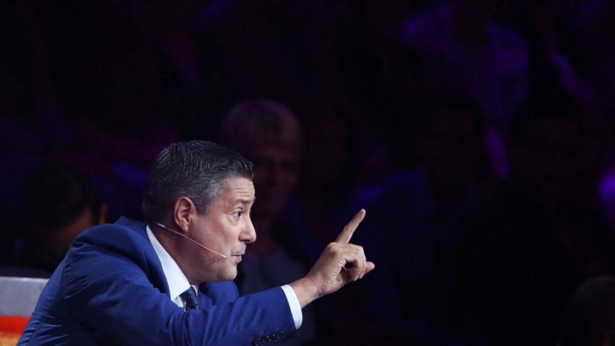 Konzentriert und Ehrfurcht gebietend: So kennt man Joachim Llambi aus "Let's Dance". (Foto)