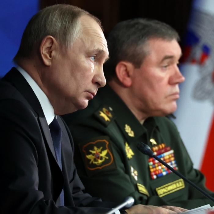 Kreml-Boss bildet heimlich Tausende Soldaten in Belarus aus