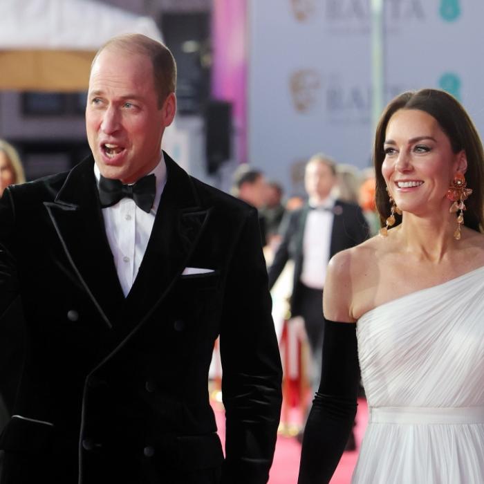 Erwischt! Hier grapscht Kate Middleton ihrem Ehemann an den Po
