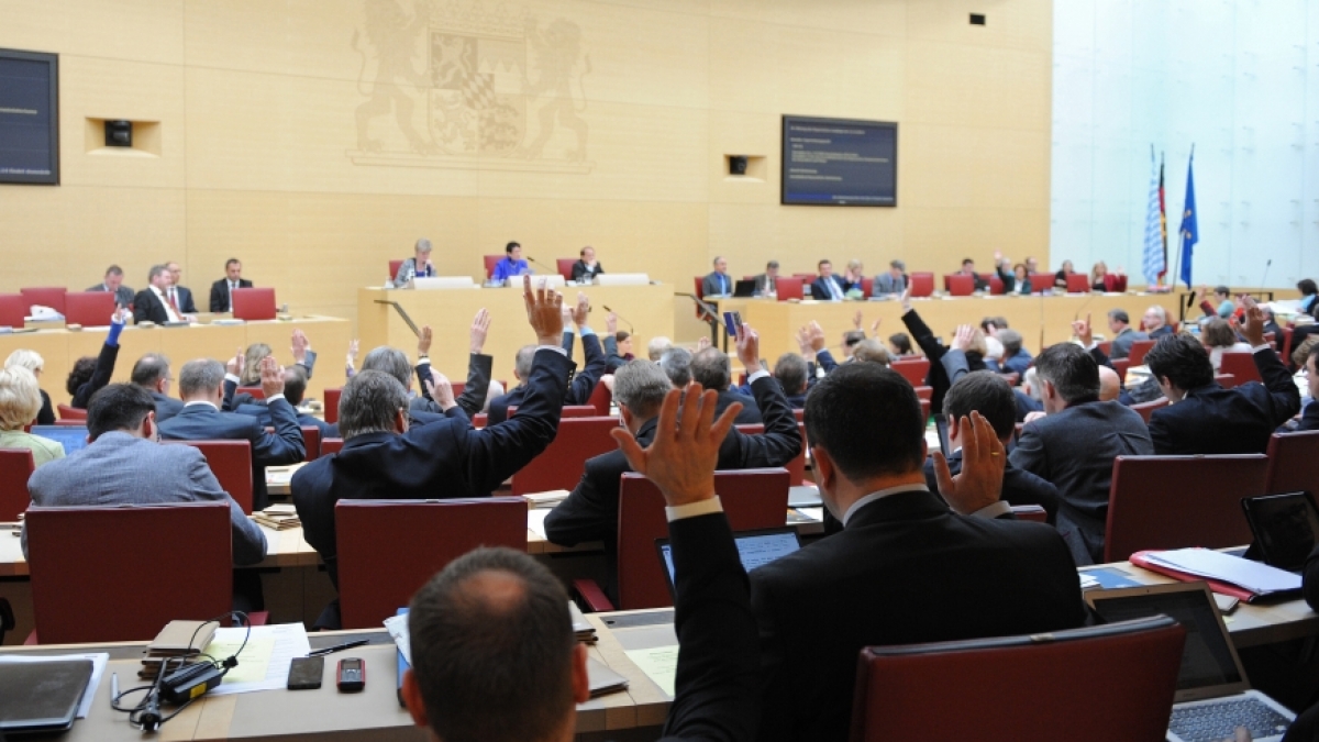 Im Bayerischen Landtag wurde namentlich abgestimmt (Symbolbild). (Foto)