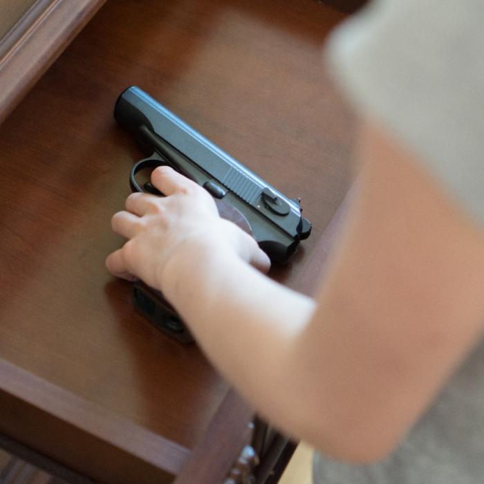Junge (4) schießt sich selbst in den Kopf - tot