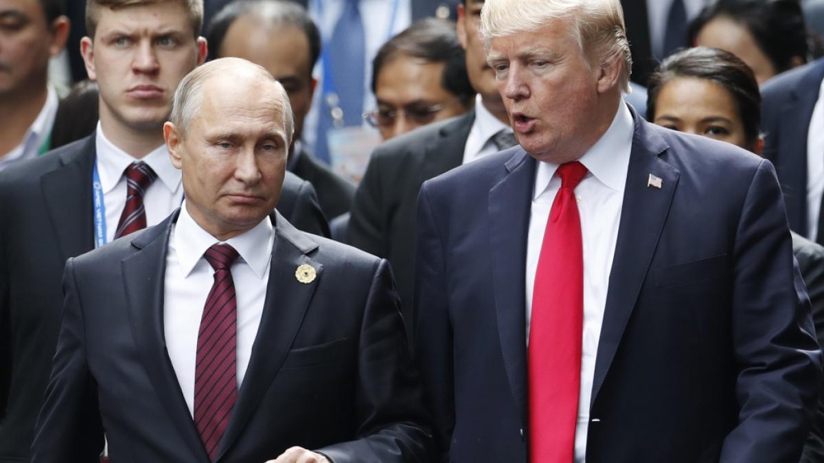 Ein pers&ouml;nliches Treffen von Donald Trump und Wladimir Putin zu Friedensverhandlungen im Ukraine-Krieg steht unmittelbar bevor - schon vorab scheint der US-Pr&auml;sident mit Zugest&auml;ndnissen an den Kreml-Chef einzuknicken. (Foto)