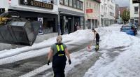 In Reutlingen musste am Freitag nach einem heftigen Hagel-Schauer der Winterdienst anrücken.