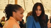 Meghan Markles Mutter Doria Ragland (li.) pflegt bereits gute Kontakte zum Kardashian-Clan - ein Umstand, der der Herzogin von Sussex in der Welt des Reality-TV Tür und Tor öffnen könnte.