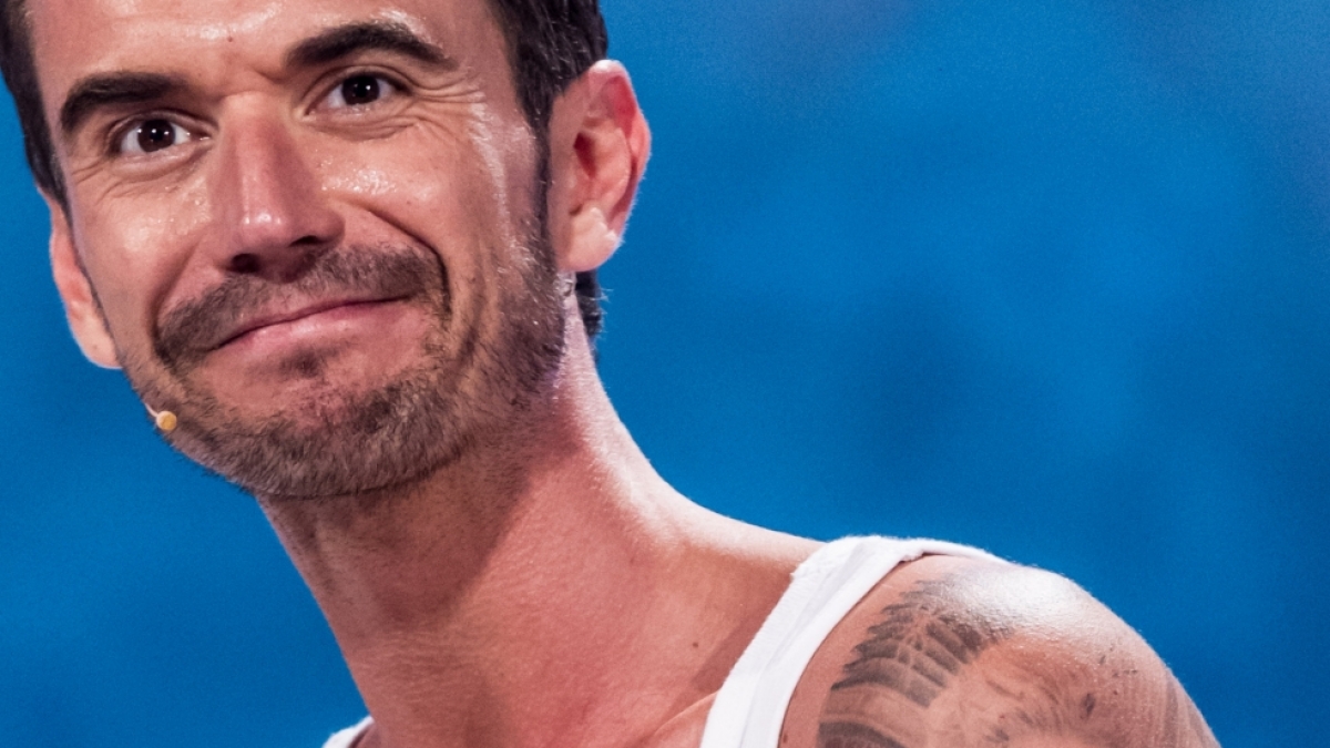 Florian Silbereisen tr&auml;gt Ex-Freundin Helene Fischer auf dem Arm. (Foto)