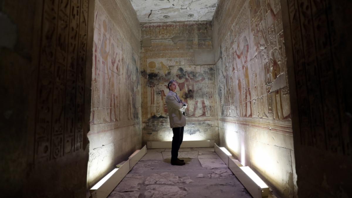 Da staunt nicht nur der &Auml;gyptologe: In alt&auml;gyptischen Bauwerken zu Ehren von Pharao Sethos I. finden sich Hieroglyphen, die von Zeitreisenden stammen sollen. (Foto)