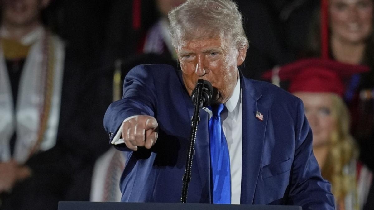 Donald Trump w&uuml;tet: Die US-Demokraten wollen ihn schon wieder absetzen lassen. (Foto)