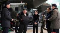 Kim Jong Un nimmt seine Tochter Kim Ju Ae inzwischen ganz selbstverständlich mit zu offiziellen Terminen.