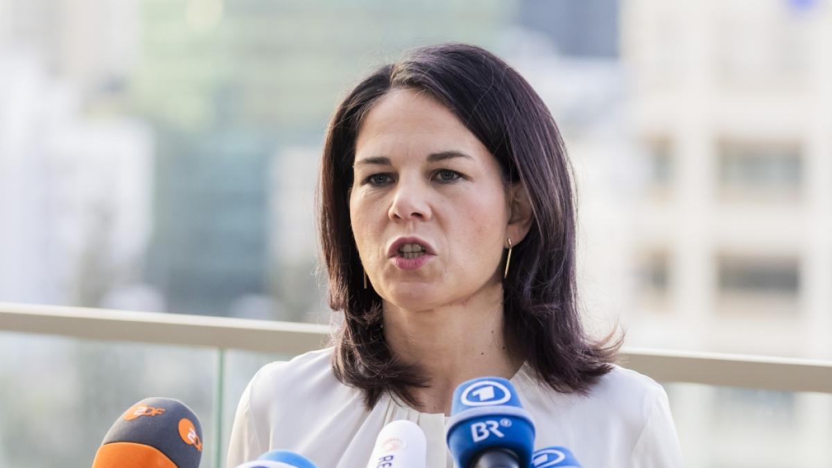 Markus Lanz warf Annalena Baerbock und der Bundesregierung Heuchelei vor. (Foto)